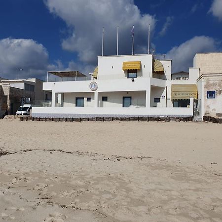 Salento Sottovento Luxury Beb Bed & Breakfast Torre Lapillo Luaran gambar