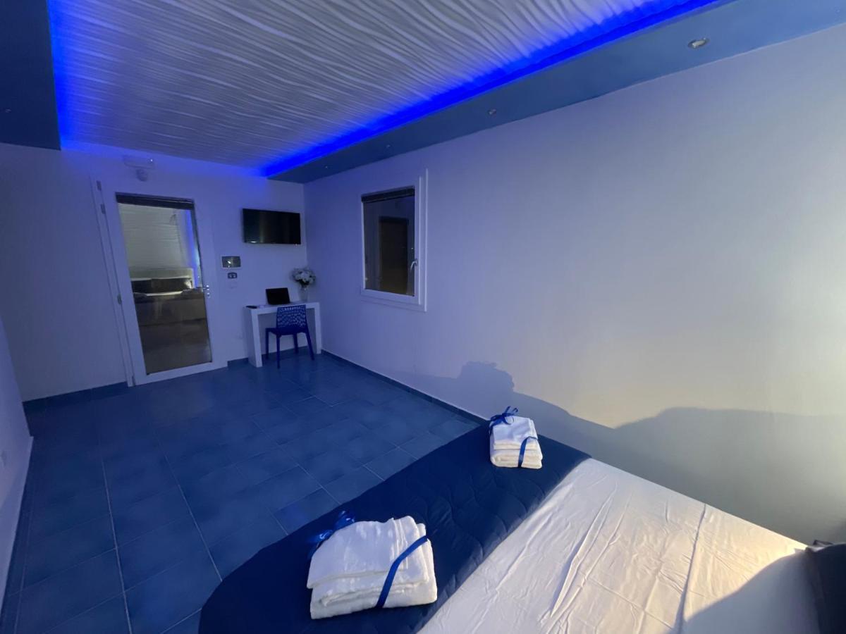 Salento Sottovento Luxury Beb Bed & Breakfast Torre Lapillo Luaran gambar