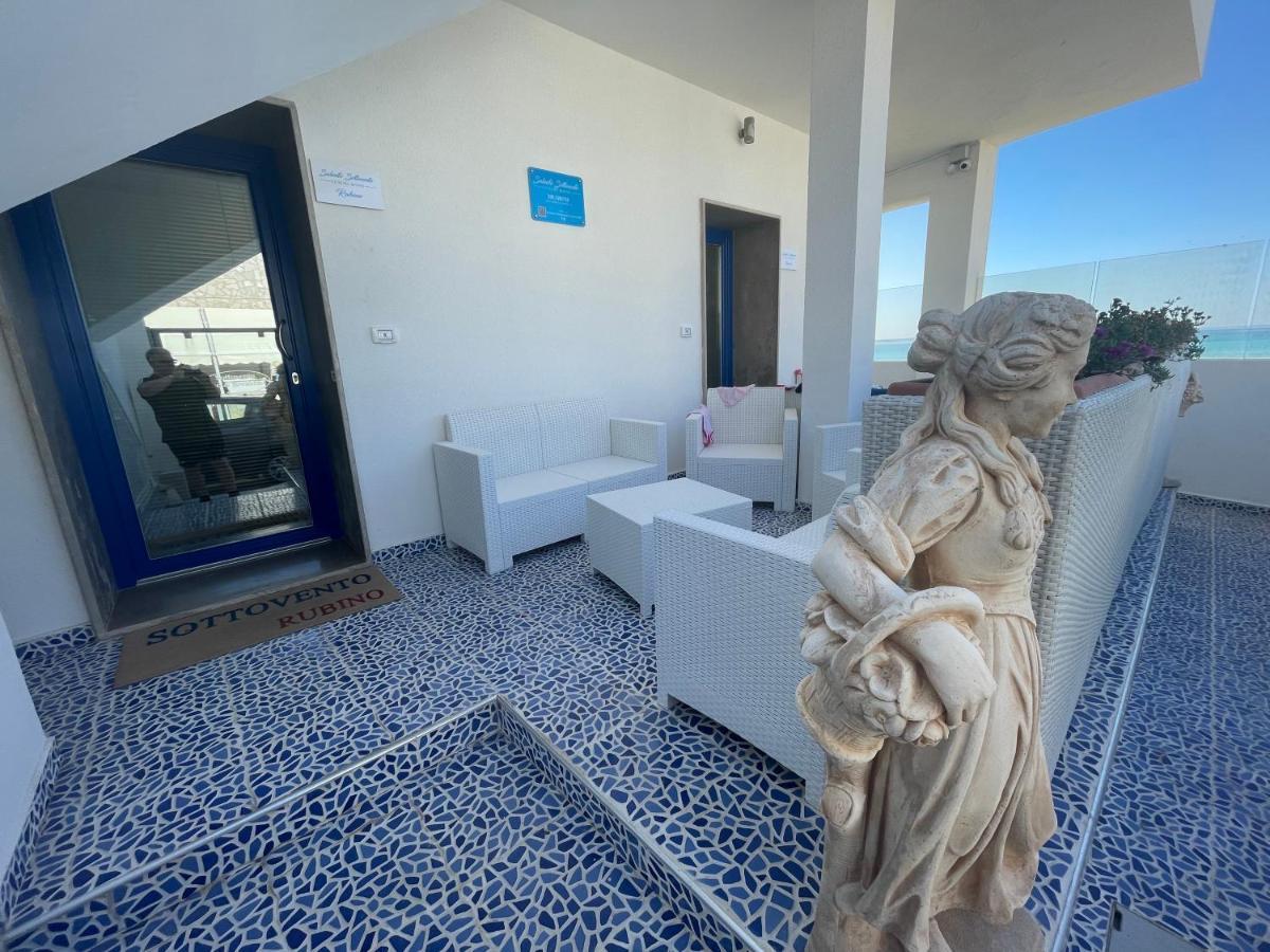 Salento Sottovento Luxury Beb Bed & Breakfast Torre Lapillo Luaran gambar