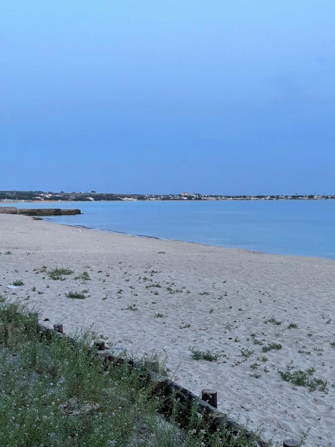 Salento Sottovento Luxury Beb Bed & Breakfast Torre Lapillo Luaran gambar